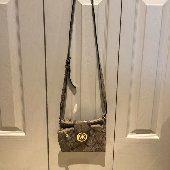 Michael Kors Handbags - Michael Kors crossbody snake print bag